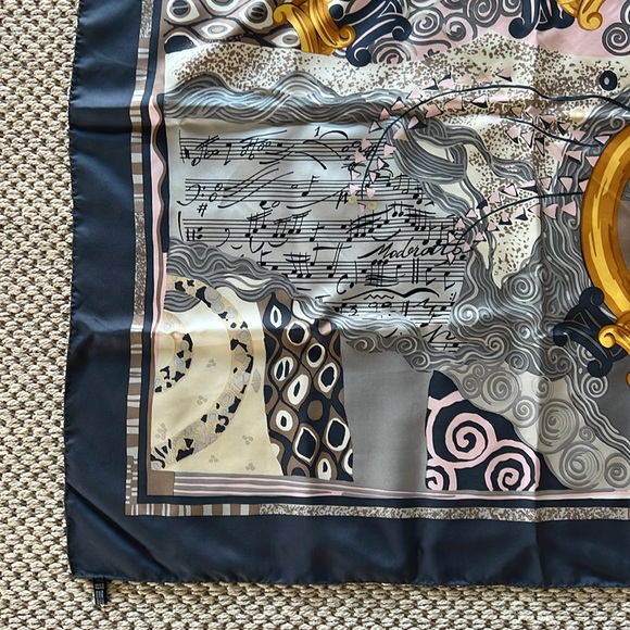 Celine Sill Printed Scarf - Picture 9 of 12